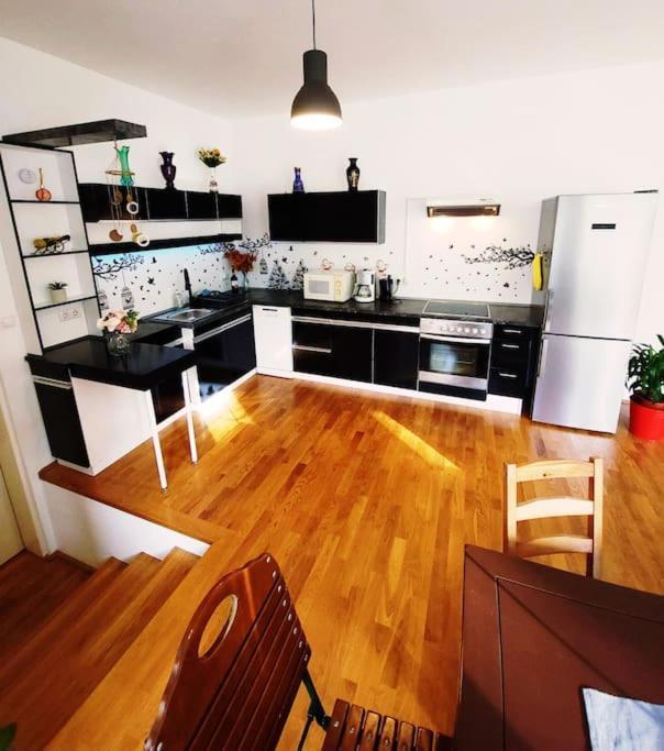 Apartamento Art Of Simmering Viena Exterior foto